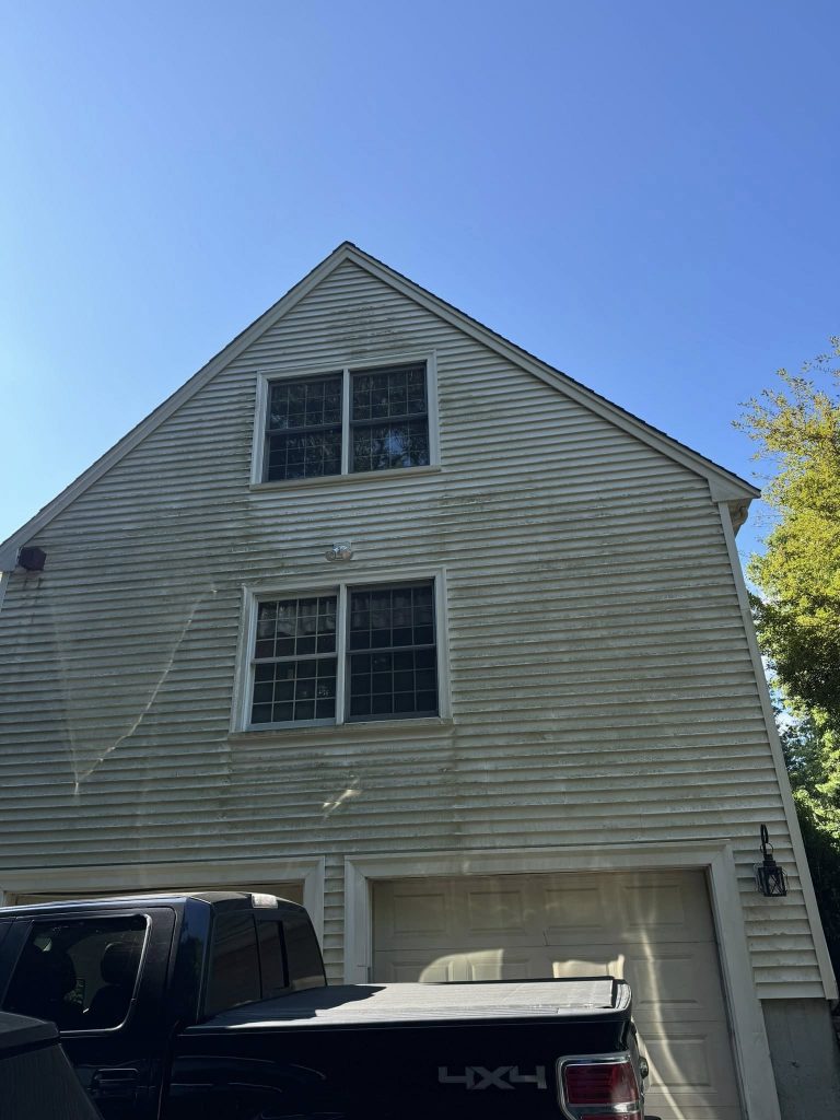 Raynham Siding Washing Before