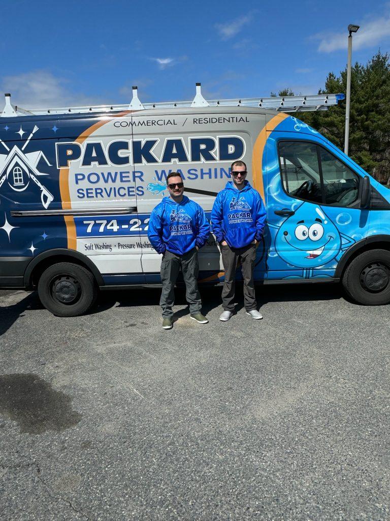 Pressure Washing Team in Taunton, MA