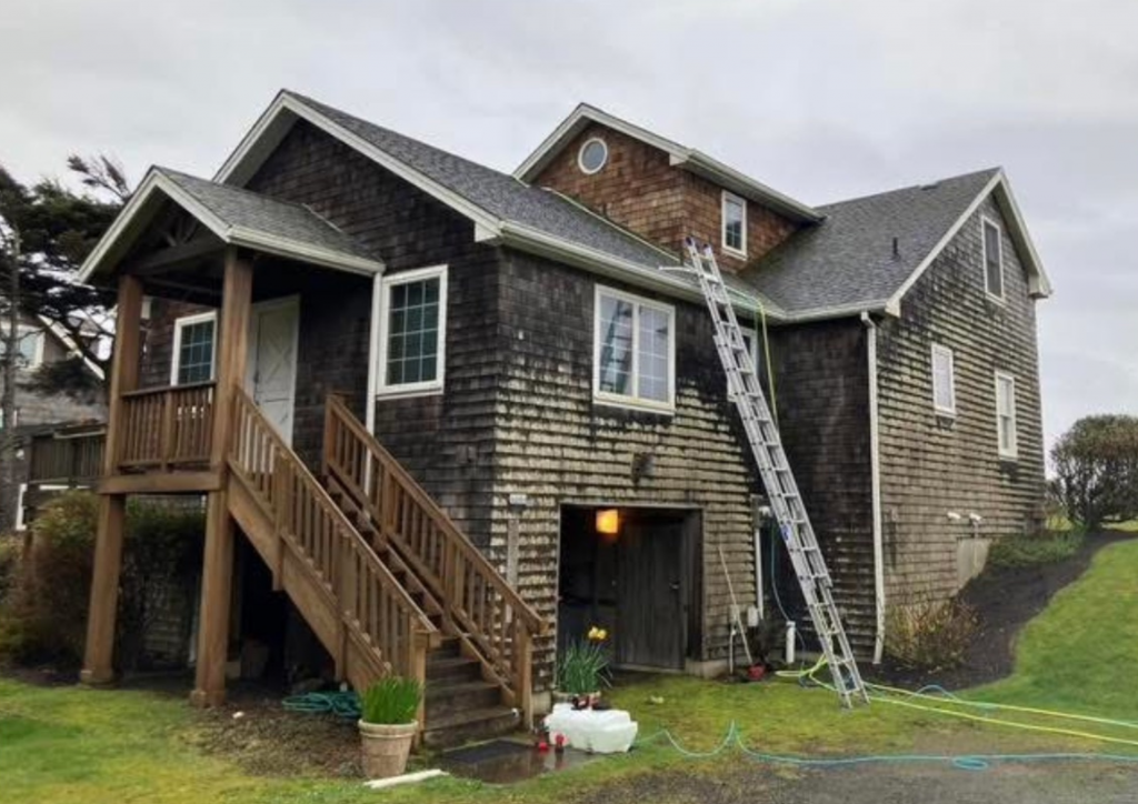 Cedar Shake Cleaning Milton, MA